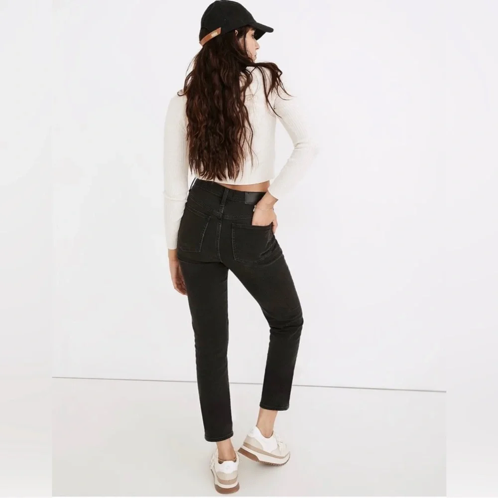Madewell Classic Straight Jeans in Lunar Wash Black Size 26 Petite
